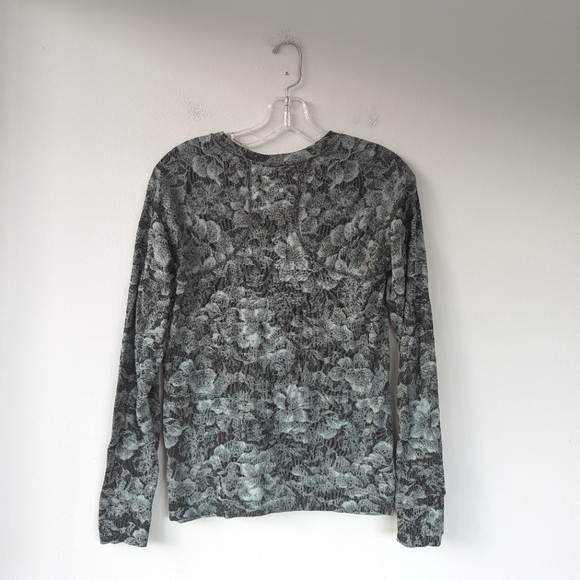 Athleta Momentum Seamless Floral Print Long Sleeve Athletic Top - Picture 8 of 9